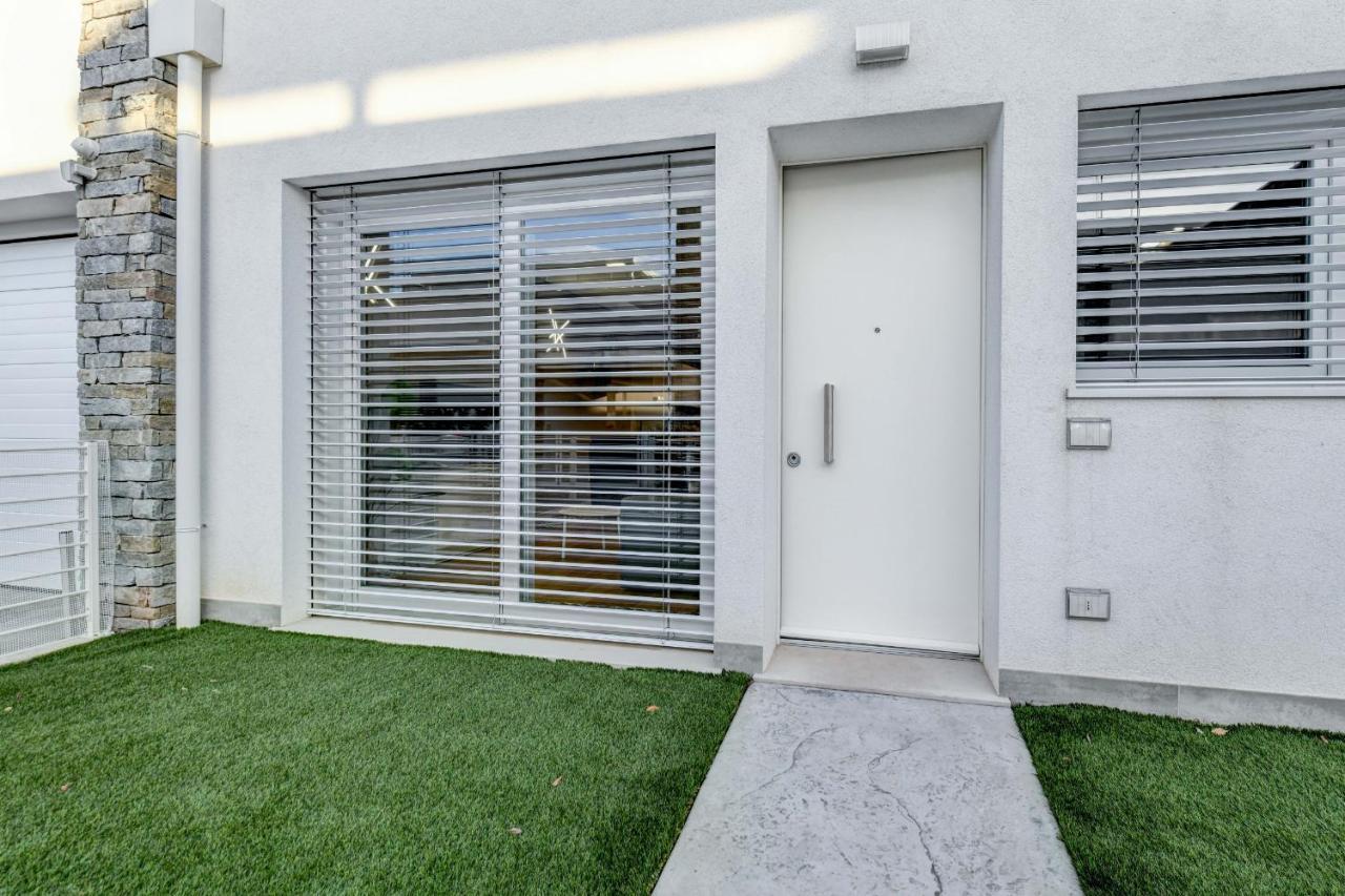 Villette Dolci Luxury Homes Peschiera del Garda Exteriör bild
